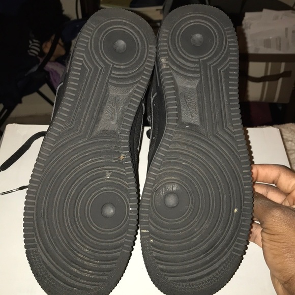 AIR FORCES 1s HI - Picture 3 of 7